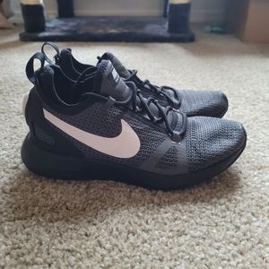 Women's Nike Dual Racer Running Shoes | Size 6